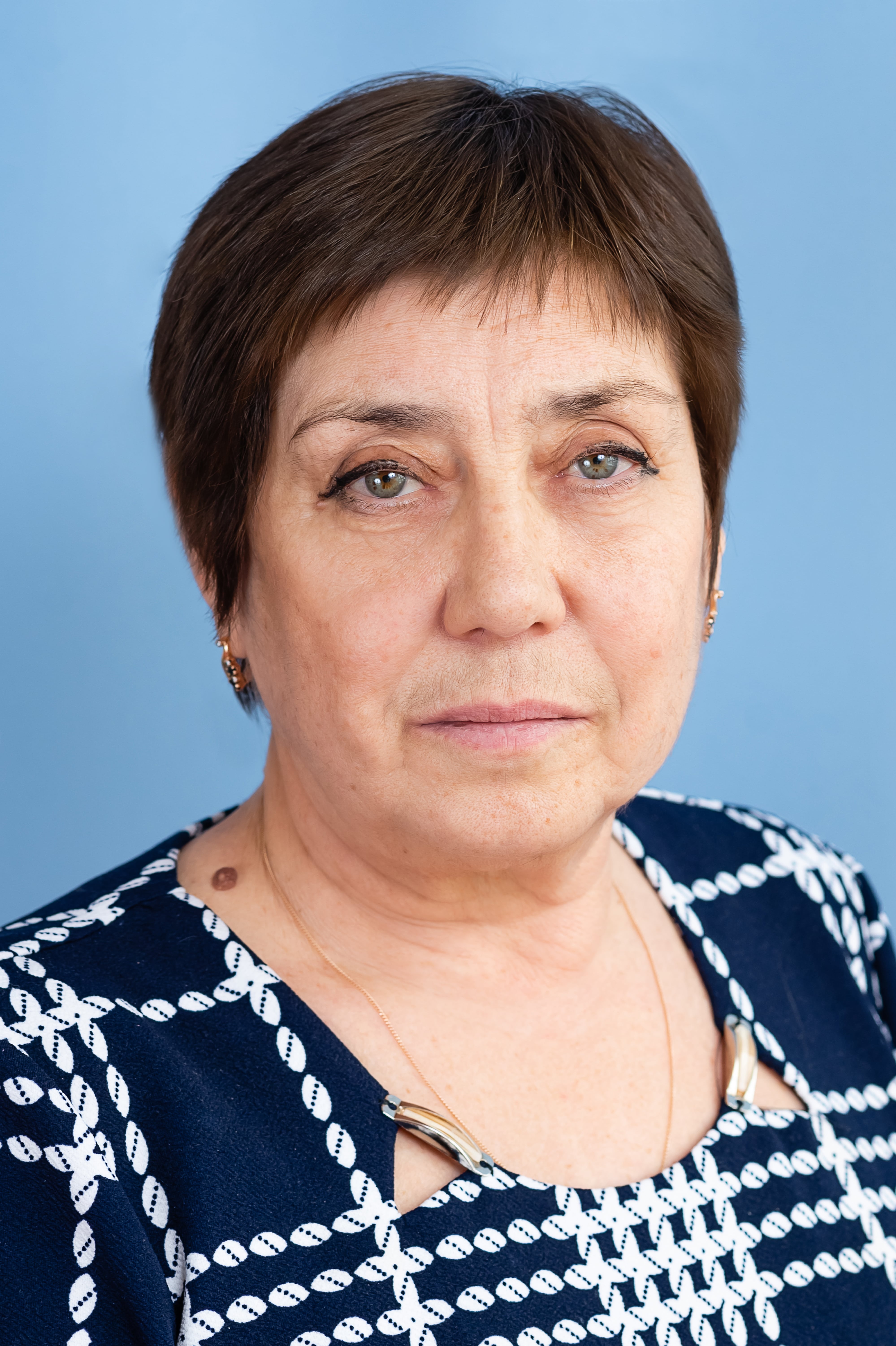 Землякова Тамара Борисовна.